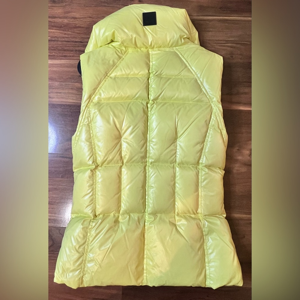 SAM. Women's Quilted Puffer Vest with High Collar - Picture 2 of 6
